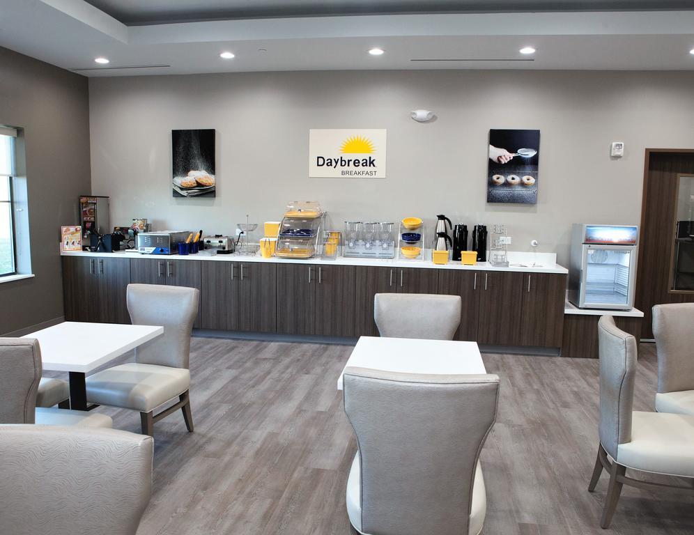 Days Inn & Suites By Wyndham Houston Nw Cypress Εξωτερικό φωτογραφία