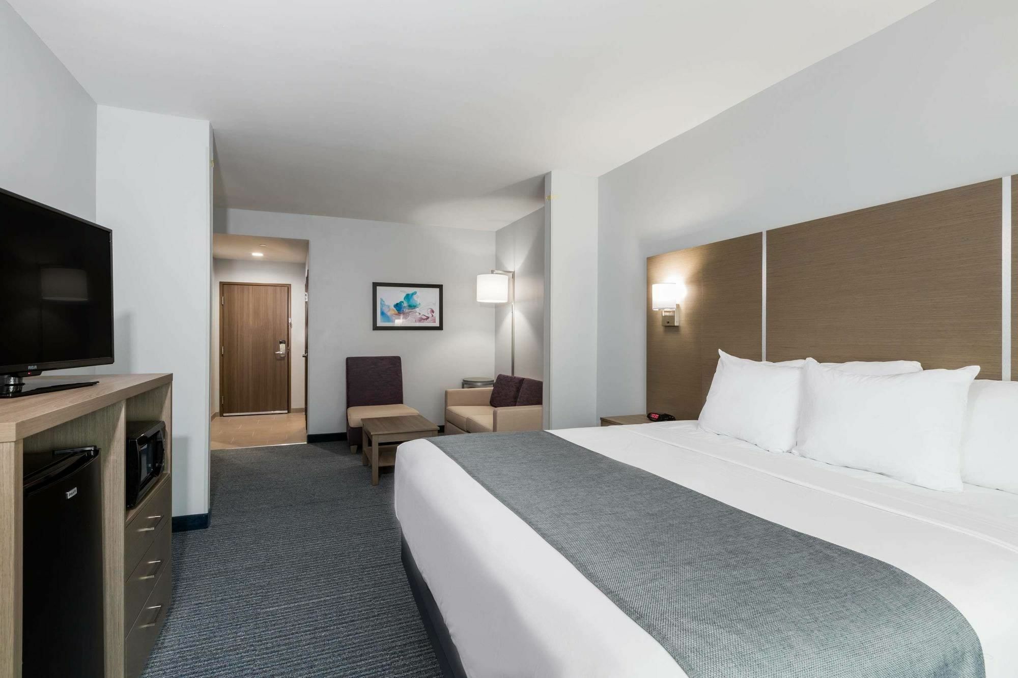Days Inn & Suites By Wyndham Houston Nw Cypress Εξωτερικό φωτογραφία